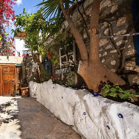 Taş Mori Butik 2*