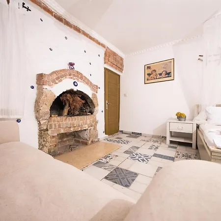 Taş Mori Butik 2*